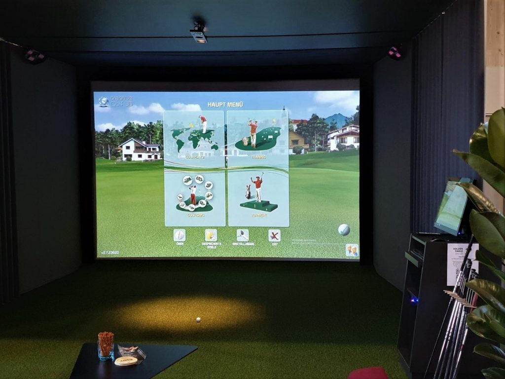 eagle-indoor-golf-simulator-2